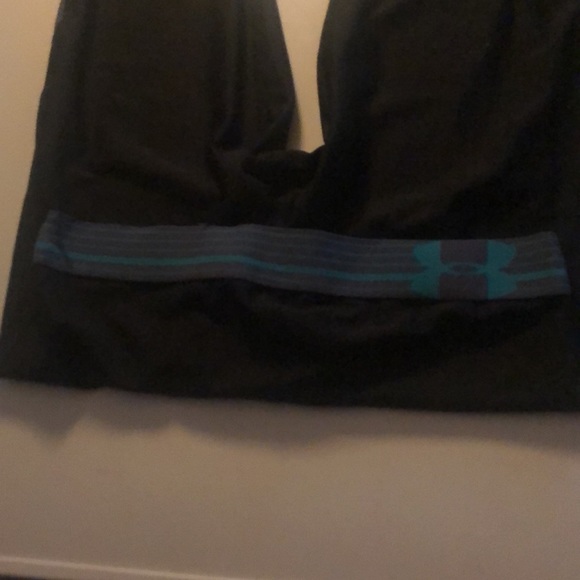 unfer armour cropped tights never worn - Picture 2 of 4